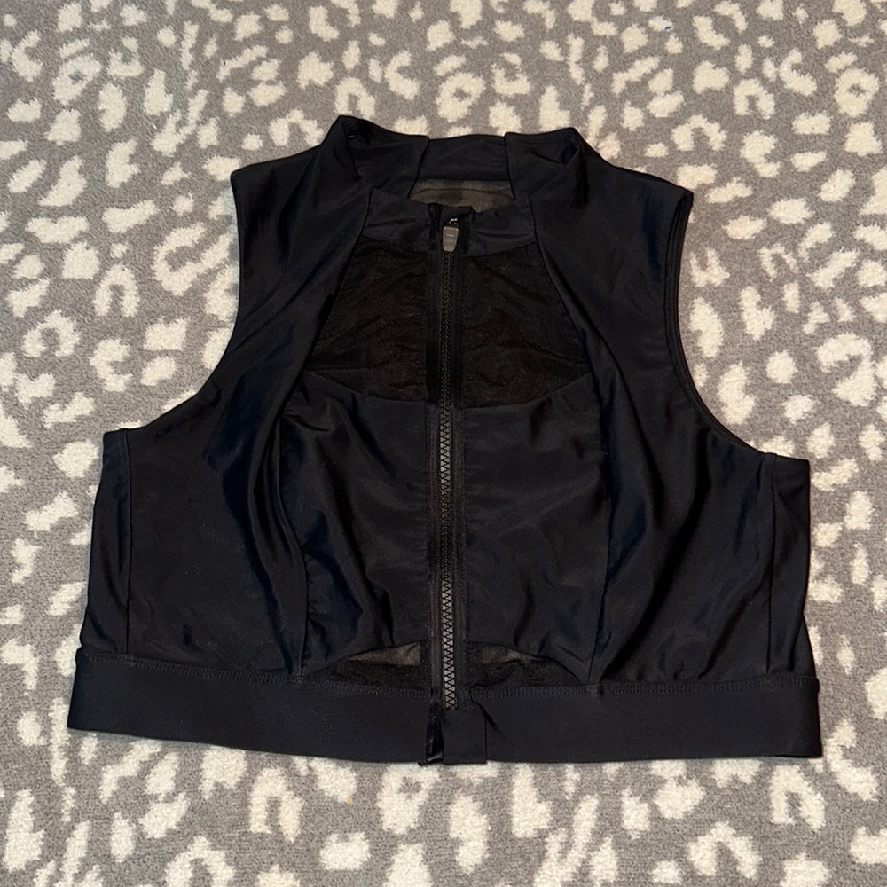 Outdoor Voices Black Zip-Front Cropped Tank